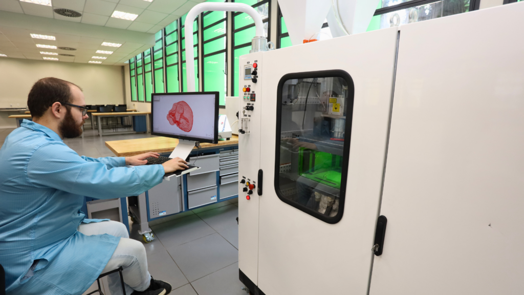 Advanced Manufacturing Laboratory