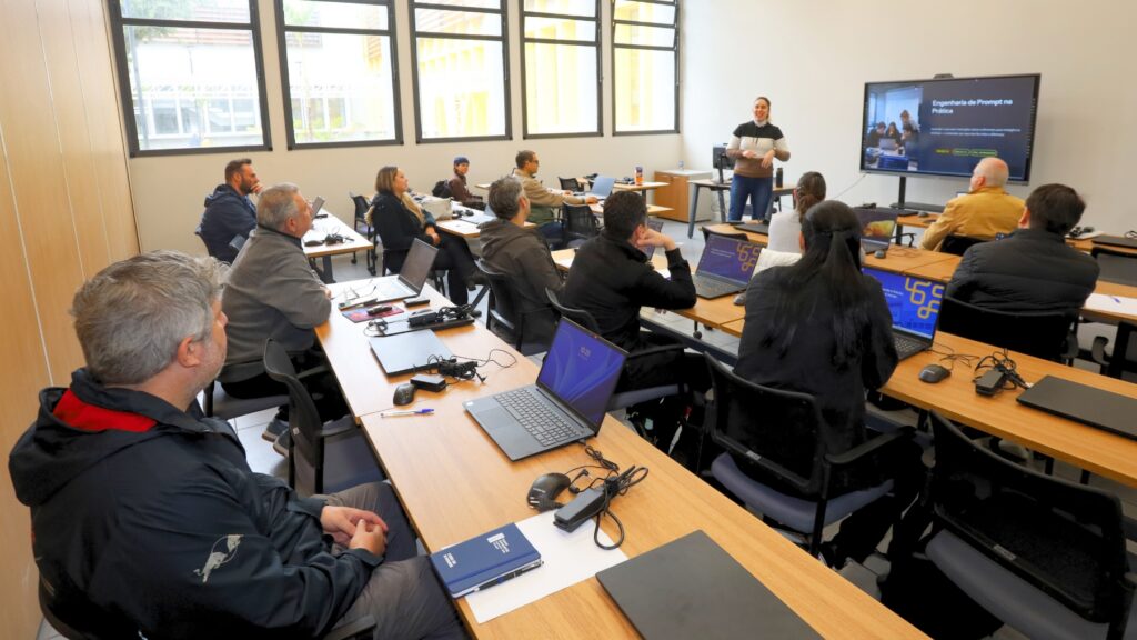 Cursos e oficinas de qualificação desenvolvem competências para inovação, empreendedorismo e transformação tecnológica